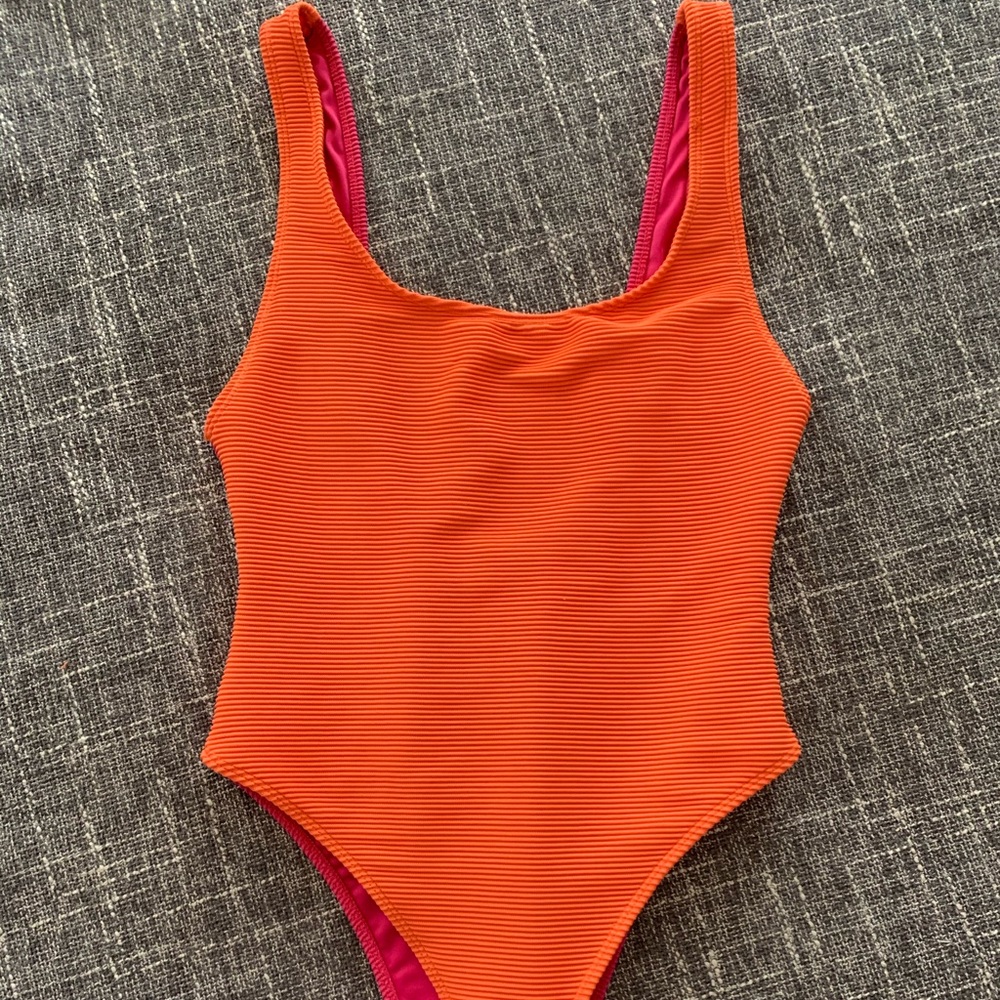 Forever 21 ribbed one piece swimsuit!